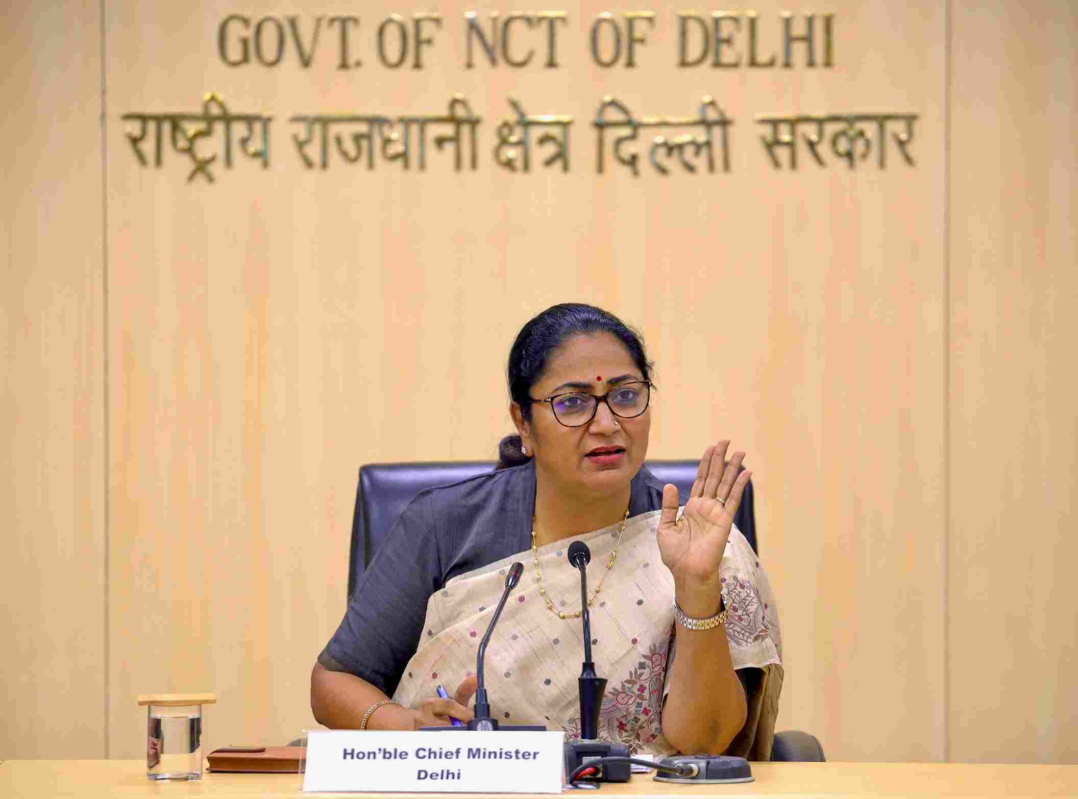 केजरीवाल सरकार में 'घोटालों' के कारण सत्येन्द्र जैन जेल में हैं: मुख्यमंत्री रेखा गुप्ता