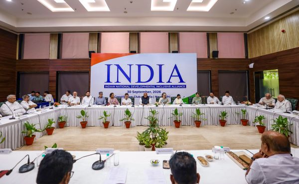 'इंडिया' गठबंधन का निर्वाचन आयोग मामले पर राष्ट्रव्यापी अभियान का फैसला, मतपत्र से चुनाव की मांग