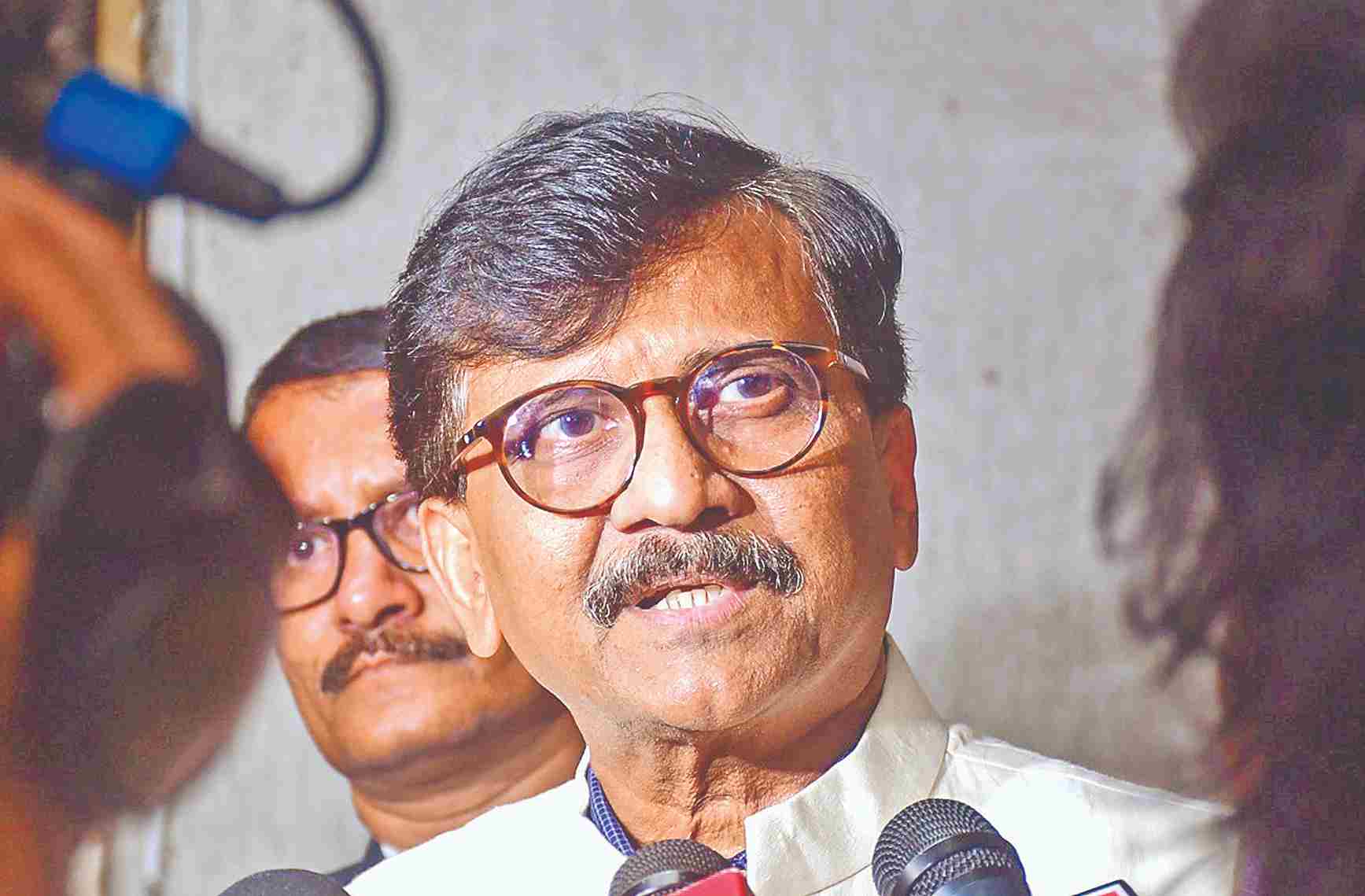 अगर शिंदे अड़े रहते तो भाजपा ने उनके बिना शपथ ग्रहण की योजना बना ली थी: राउत