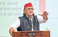 सपा ने उप्र में सत्ता में आने पर 'स्त्री सम्मान समृद्धि योजना' शुरू करने का वादा किया