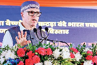  जम्मू-कश्मीर में अगले सप्ताह मंत्रिमंडल में फेरबदल होगा, मंत्री पद के लिए संपर्क न करें विधायक : उमर