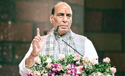 भारत विरोधी ताकतों के हाथों में 'खेलते' नजर आ रहे कांग्रेस और उसके सहयोगी : राजनाथ
